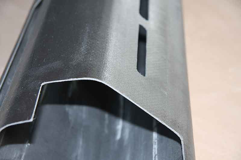 cfrt複合(he)蜂窩闆逐(zhu)漸滲透高(gāo)速鐵路等(deng)多個領域(yu)